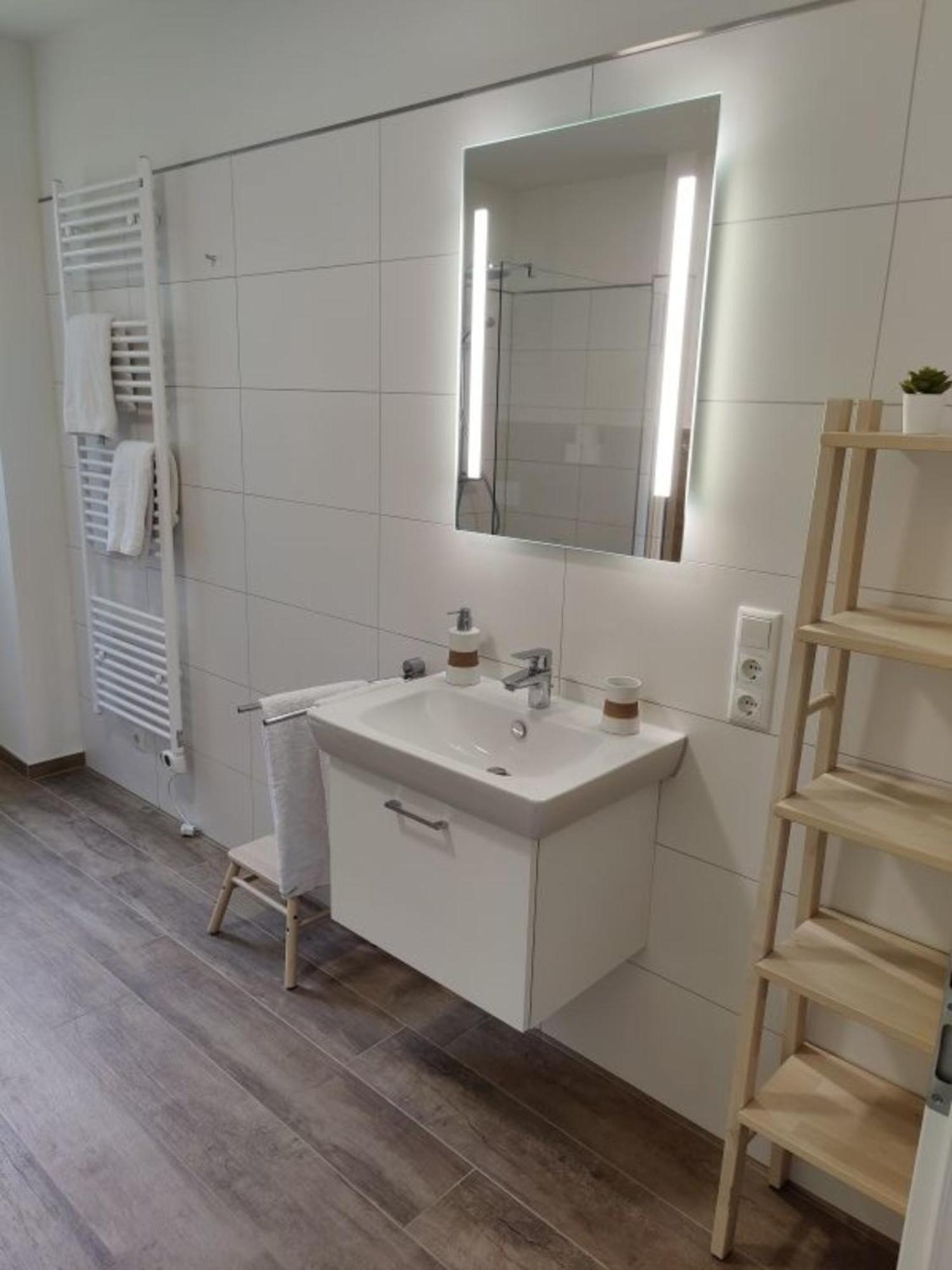 Haus Albatros Og - Exklusive Fewo Fuer 4 Personen Dangast Exterior photo